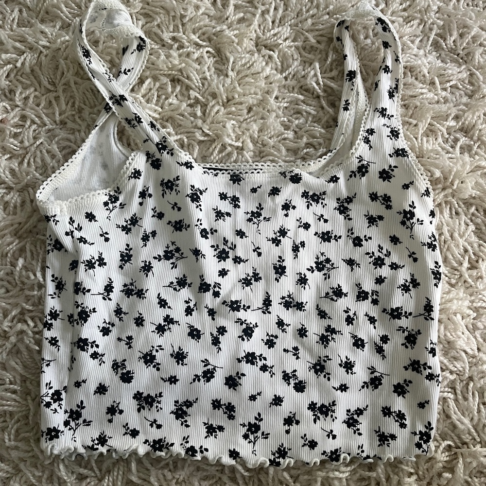 floral tank top